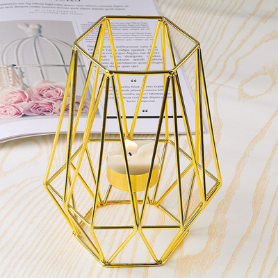 Hot Sale Metal Candle Stand  Sturdy Material Wholesale Candlestick Tabl Lamp Nordic Candle Holder