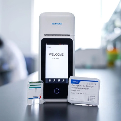 Portable Blood Gas / Electrolyte Analyzer Clinical Analytical Instruments
