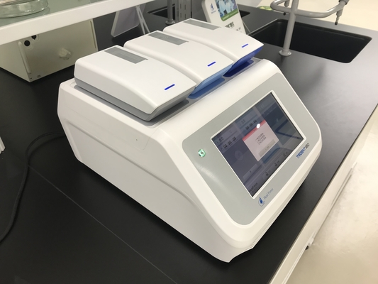 Factory price for the Portable easy operation thermal cycler system  PCR device