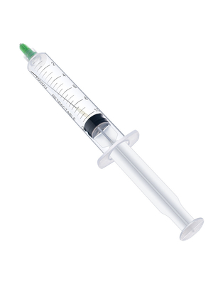 Needle retractable safety syringe with needle