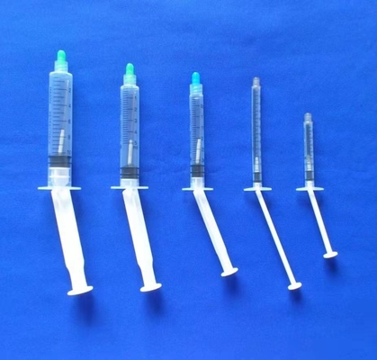 Needle retractable safety syringe with needle