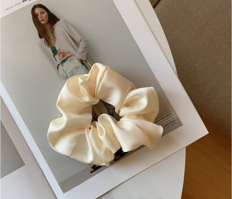 Women Silk Hair Scrunchies Custom Logo Silk Scrunchies Hair Acacessory