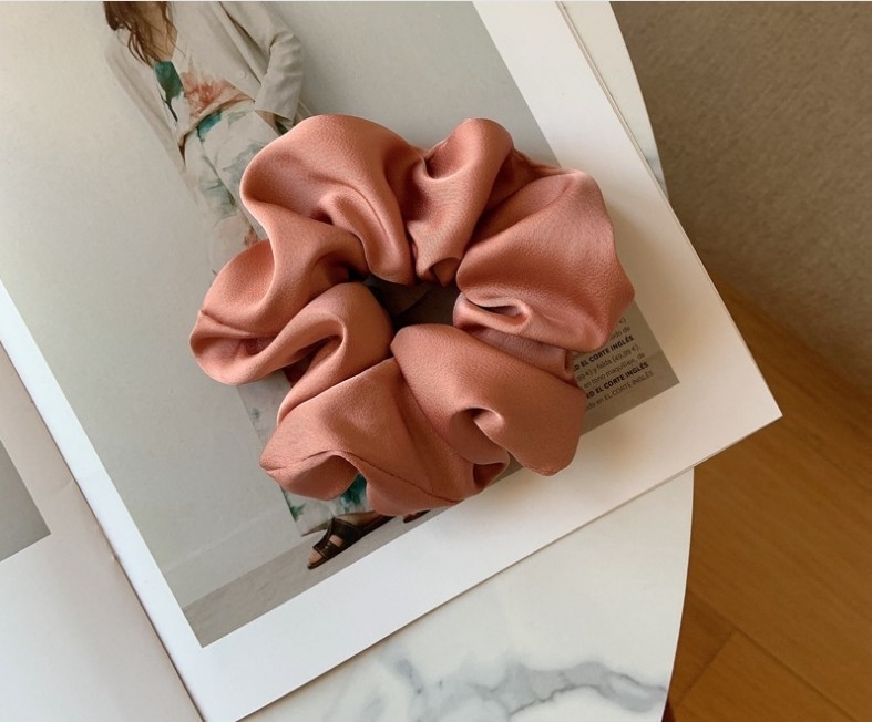 Women Silk Hair Scrunchies Custom Logo Silk Scrunchies Hair Acacessory